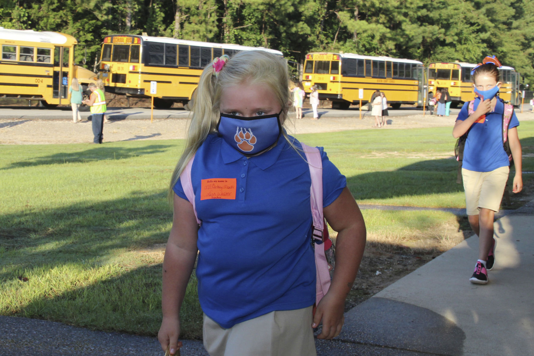 Virus Outbreak Schools